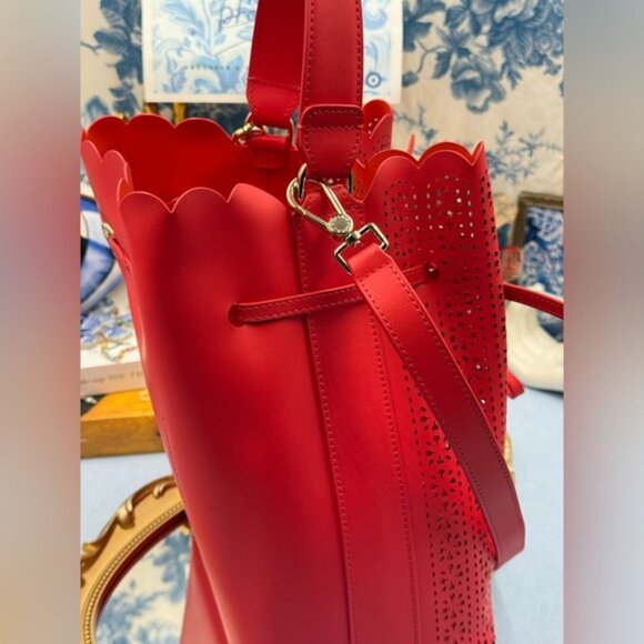 🆕 FURLA 🧿 NWOT Constanza Laser Cut Drawstring Bucket Bag, Red Leather - Picture 7 of 16